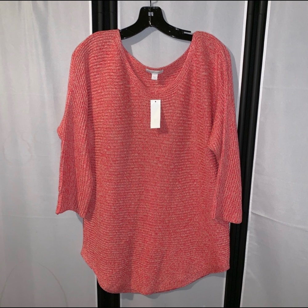 Beautiful NWT NY&CO sweater